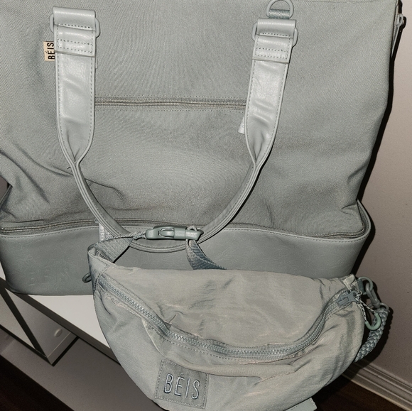 Beis bundle weekender and fanny pack in slate - Picture 3 of 7